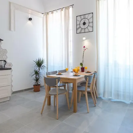 Appartement Nikili Old